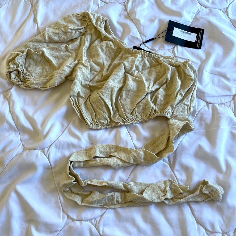 NWT Prettylittlething Crop Top